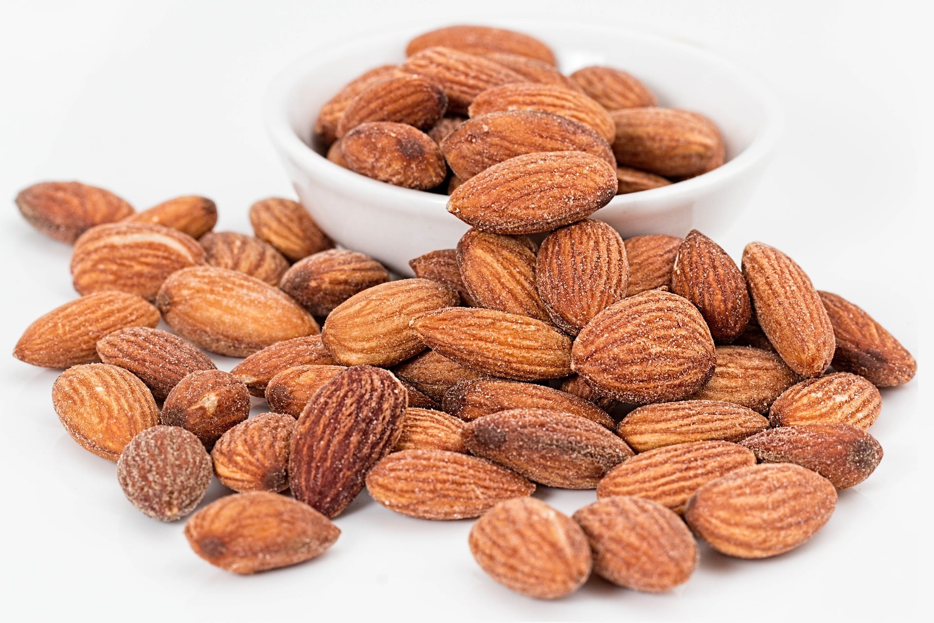 almond benefits for brain